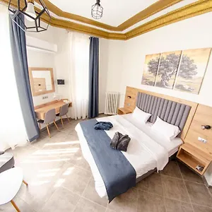 https://nea-metropolis.hotelschalkidiki.net