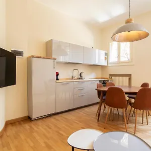 https://residenza-cornaggia.italymilanhotels.net
