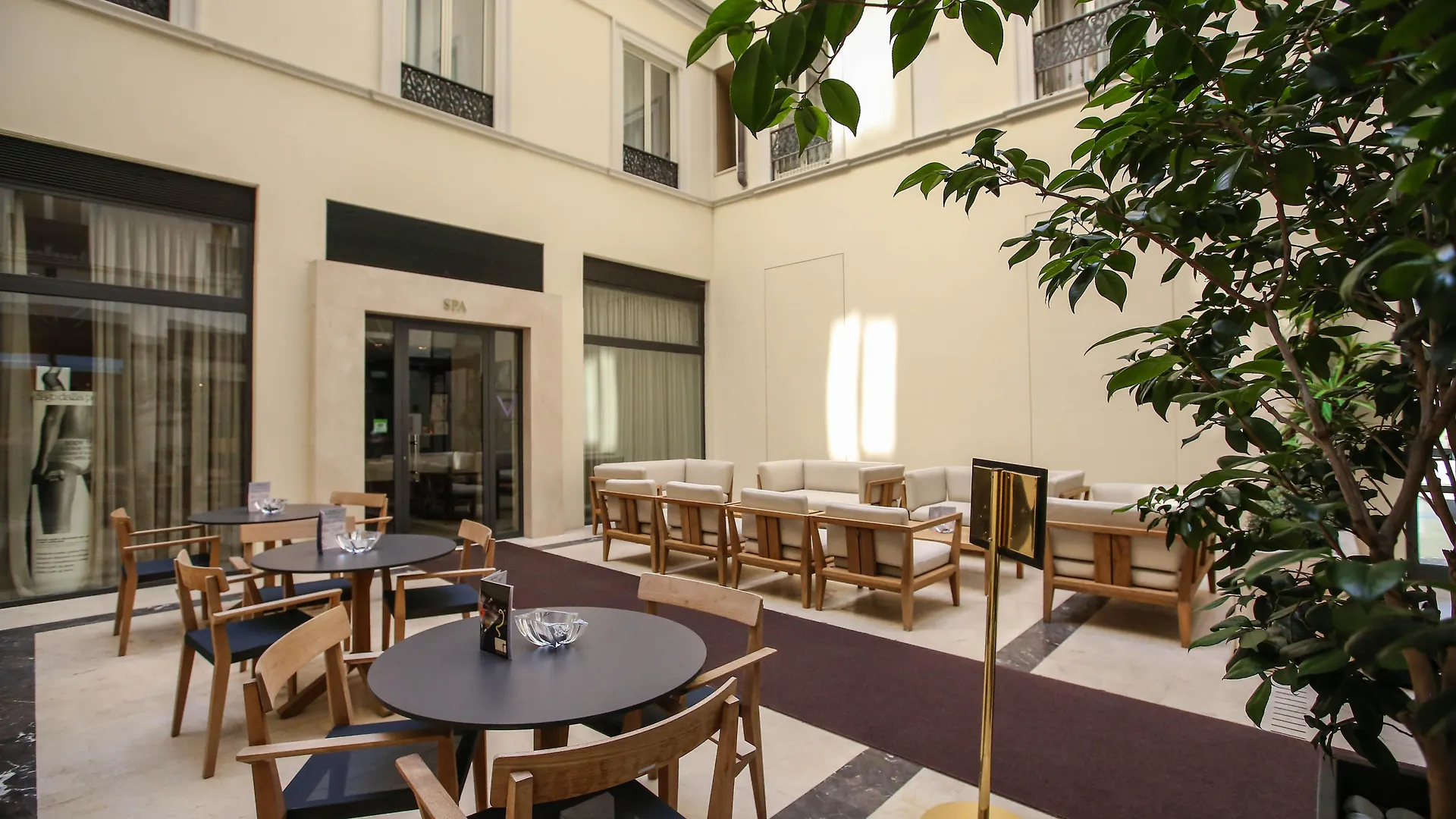 **** מלון מילאנו Worldhotel Cristoforo Colombo איטליה